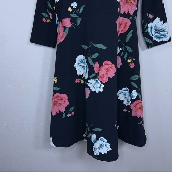 LARGE OLD NAVY BLACK PINK FLORAL DRESS STRETCH FOT AND FLARE - Picture 5 of 9